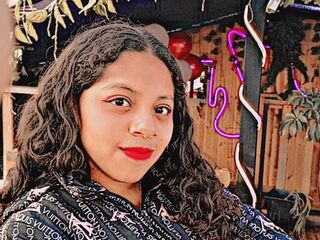 masturbating KyraFade