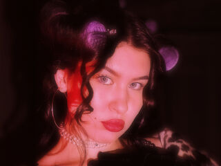 sexy webcamgirl picture LarondaSuitt