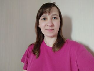 naughty cam girl masturbating with dildo LenaGolden