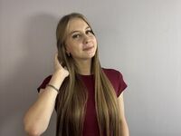 cam strip tease LeolaHunkins