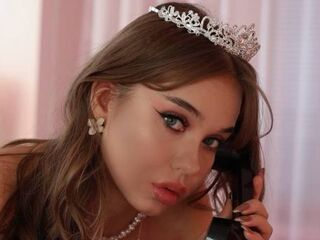 camgirl showing pussy LeonardaYudell