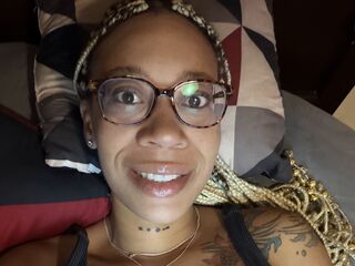 naked camgirl masturbating with vibrator LexBright