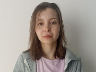 naughty cam girl masturbating with dildo LindaParkins