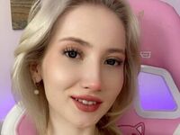 naked girl with webcam masturbating with dildo LionaParks