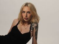 camslut fingering pussy LowerFrancis