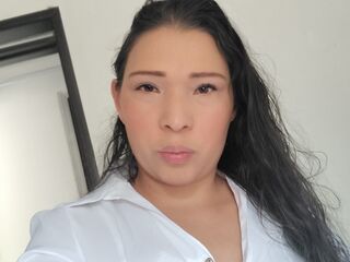 girl showing pussy LuceroMariap