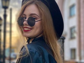 live porn webcam MaiaOshman