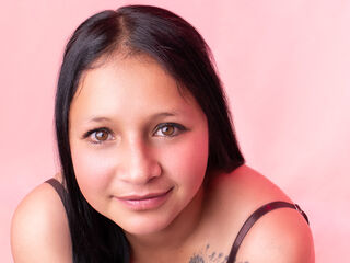 webcam strip tease show MarieHott