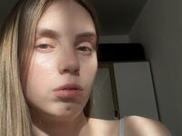 topless cam girl MarinaVeselova