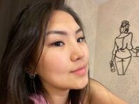 camwhore masturbating with sextoy MaxineBarks