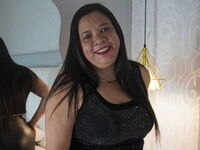 adult chatroom MiaHolloway