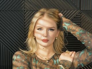 cam whore live MiaLloydy