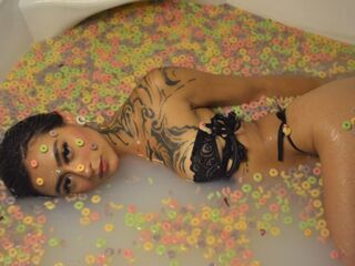 sexy camgirl live MiaThopmson