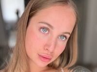webcam girl chat room MickyBlush