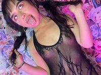 masturbating cam girl MinnieSalem