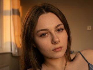 adult videochat room MireyaElowen