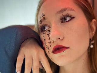 dity cam show MistyColacone