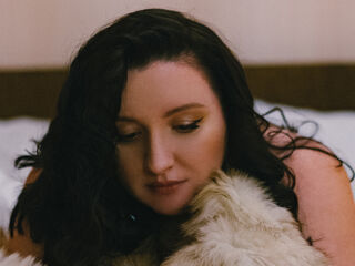 camwhore shaved pussy MonicaBare