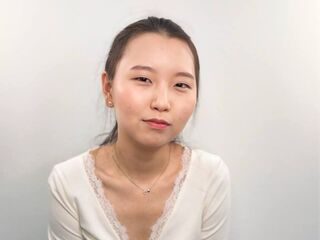 beautiful camgirl NellaBiggard