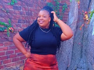 fingering camgirl PearlyBrown