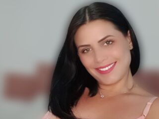 girl naked PriCamargo