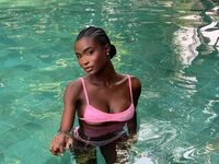 webcam show RaliaRoyce