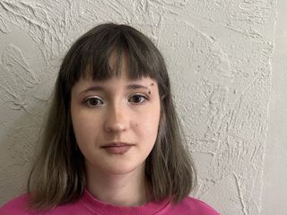 topless cam girl RubyCrystel