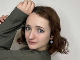 camgirl pic SaundraTowler