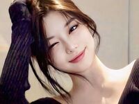 cam girl playing with vibrator SeoAhri