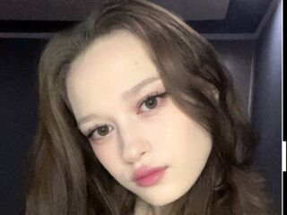 naked girl with webcam fingering ShariCasbeer