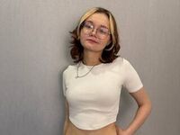 cam girl fingering pussy ShemikaDestro