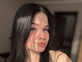 chat room cam ShonaMellerson