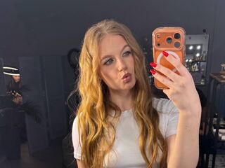 camgirl live sex photo TainaSaffo