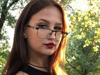 naked cam girl masturbating with dildo TiffaneyHews