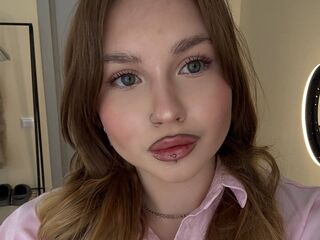 naked cam girl masturbating VernitaErmita