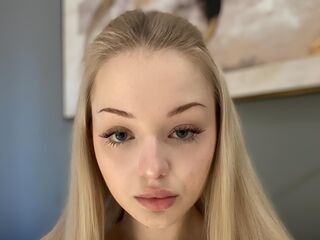 camgirl playing with dildo VetaWizley