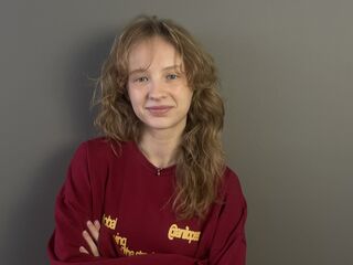 teasercam WinnifredMckowen