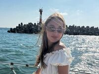 striptease YaekoBrowers