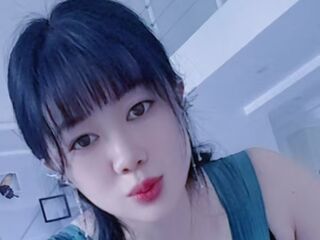 hot cam girl fingering YueXiaoyue