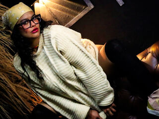 free webcam chatroom ZiaNoir